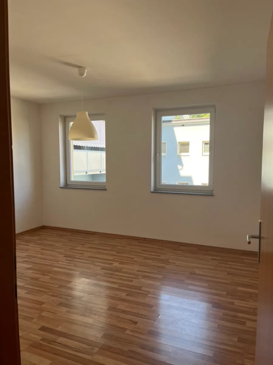 4-Zimmer-Wohnung kaufen in Linz – 77 m², € 279.000 – Bild 2 von 9