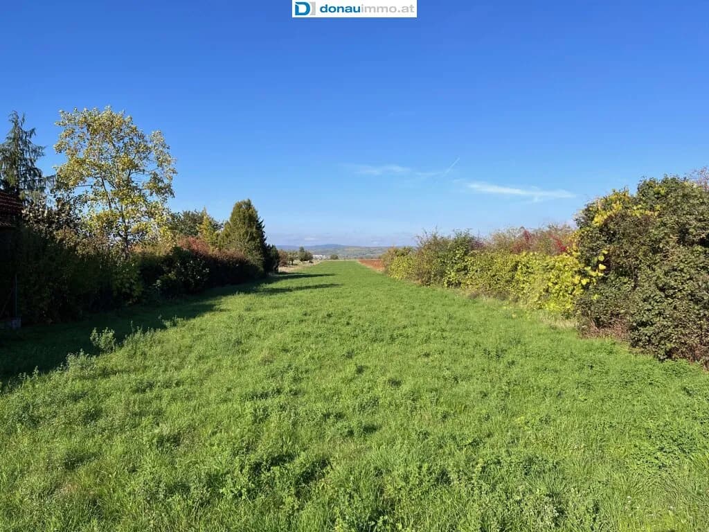 Grundstück kaufen in Krems Land – 3 906 m², € 249.000