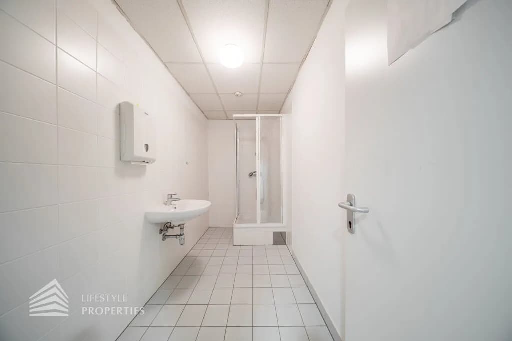 5-Zimmer-Gewerbeimmobilie mieten in Wien – 284 m², € 5.364 – Bild 12 von 13