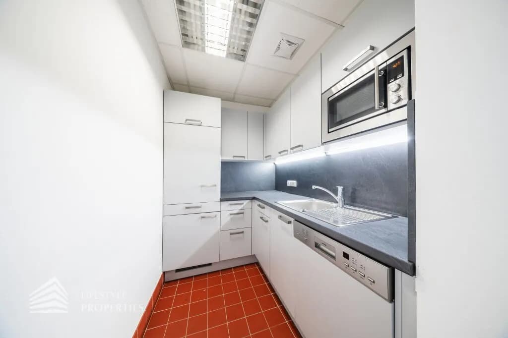 5-Zimmer-Gewerbeimmobilie mieten in Wien – 233 m², € 4.539 – Bild 17 von 20