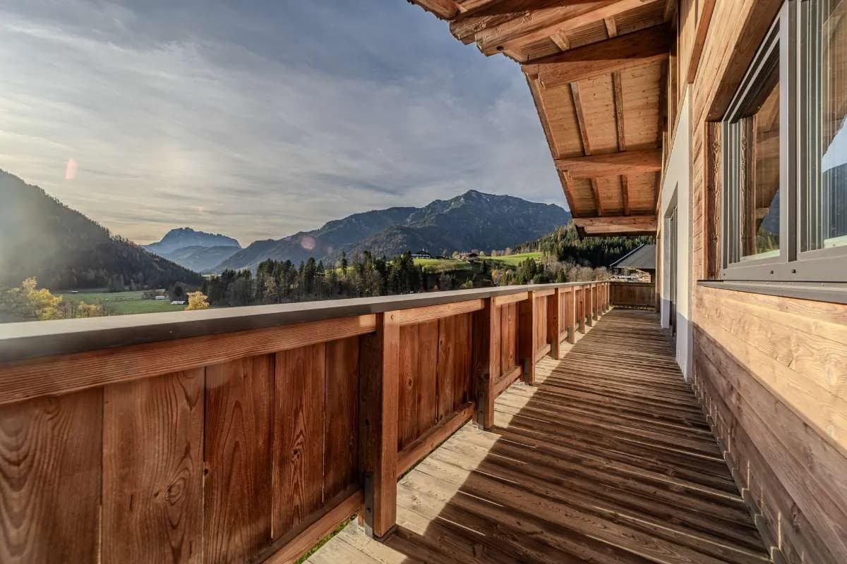 5-Zimmer-Haus kaufen in Kitzbühel – 213 m², € 1.980.000 – Bild 2 von 3
