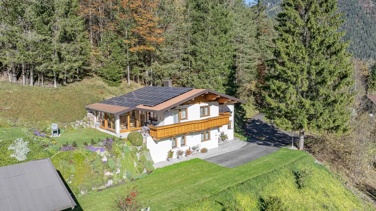 5-Zimmer-Immobilie kaufen in Kitzbühel – 150 m², € 1.390.000 – Bild 2 von 25