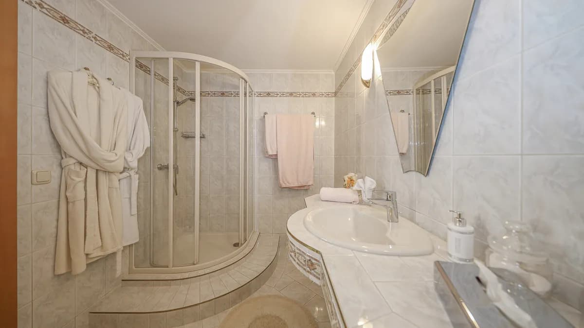 5-Zimmer-Immobilie kaufen in Kitzbühel – 150 m², € 1.390.000 – Bild 21 von 25