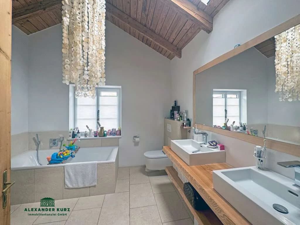 10-Zimmer-Haus kaufen in Salzburg-Umgebung – 240 m², € 1.290.000 – Bild 7 von 9