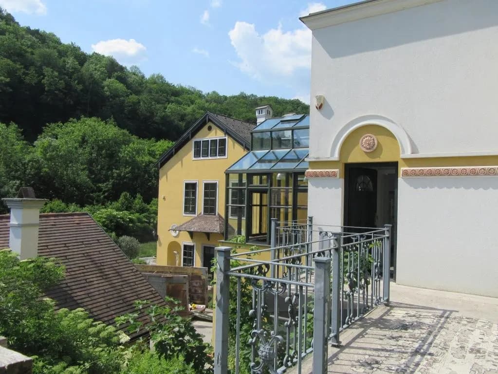 10-Zimmer-Immobilie kaufen in Baden – 360 m², € 2.500.000 – Bild 1 von 26
