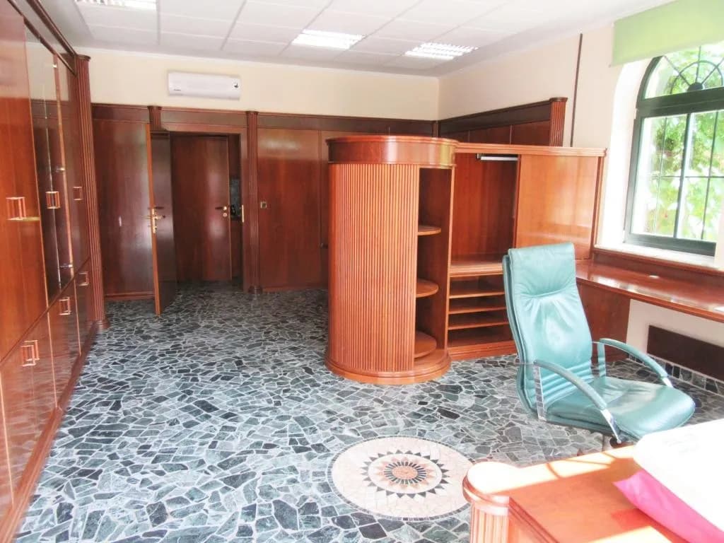 10-Zimmer-Immobilie kaufen in Baden – 360 m², € 2.500.000 – Bild 15 von 26