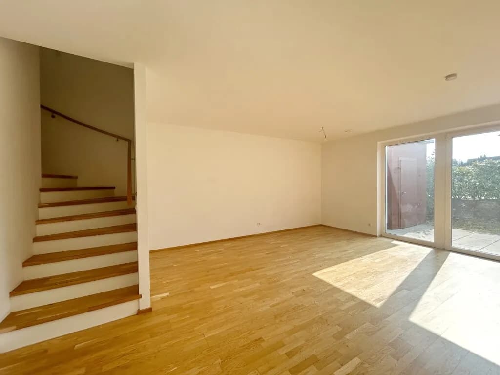 5-Zimmer-Haus kaufen in Vöcklabruck – 110 m², € 347.800 – Bild 1 von 16