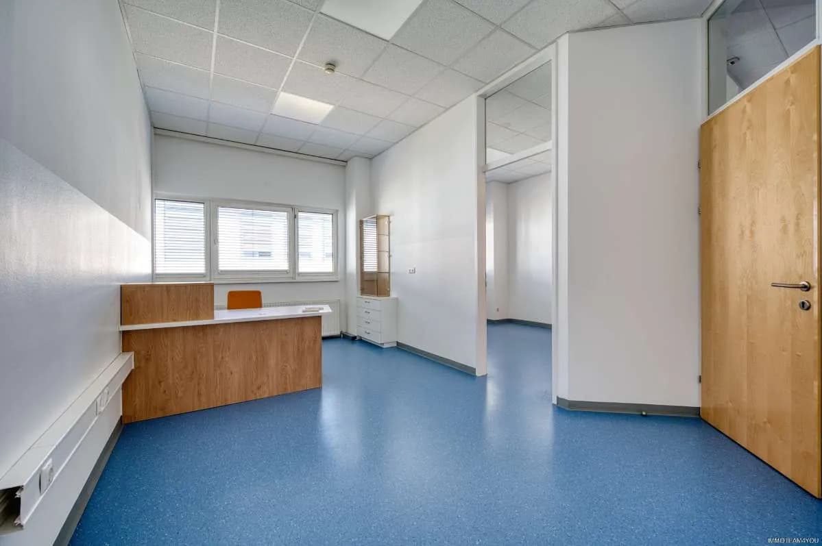 Gewerbeimmobilie mieten in Vöcklabruck – 133 m², € 2.223 – Bild 1 von 13