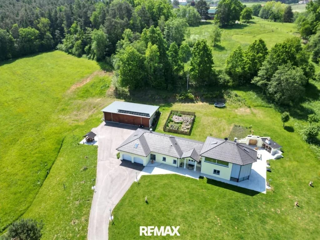 6-Zimmer-Haus kaufen in Oberwart – 251 m², € 2.190.000 – Bild 2 von 66