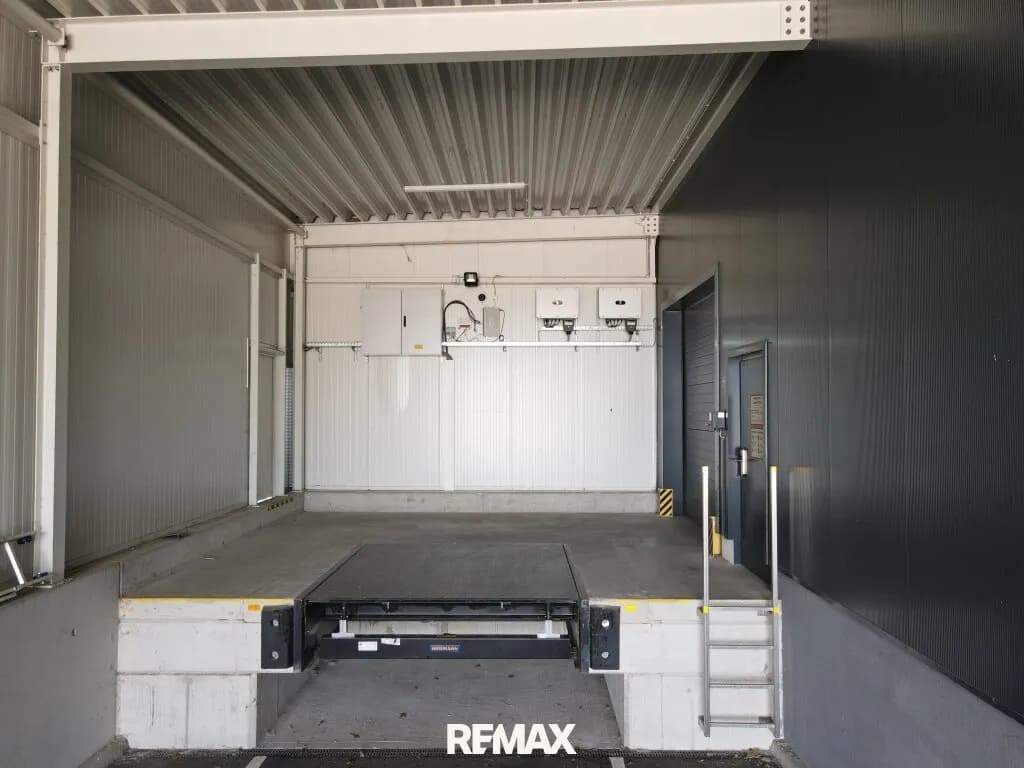 Gewerbeimmobilie mieten in Wolfsberg – 1 240 m², € 11.630 – Bild 9 von 10