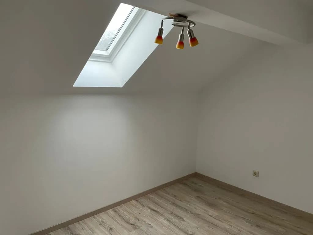 4-Zimmer-Wohnung mieten in Gmunden – 80 m², € 950 – Bild 4 von 8