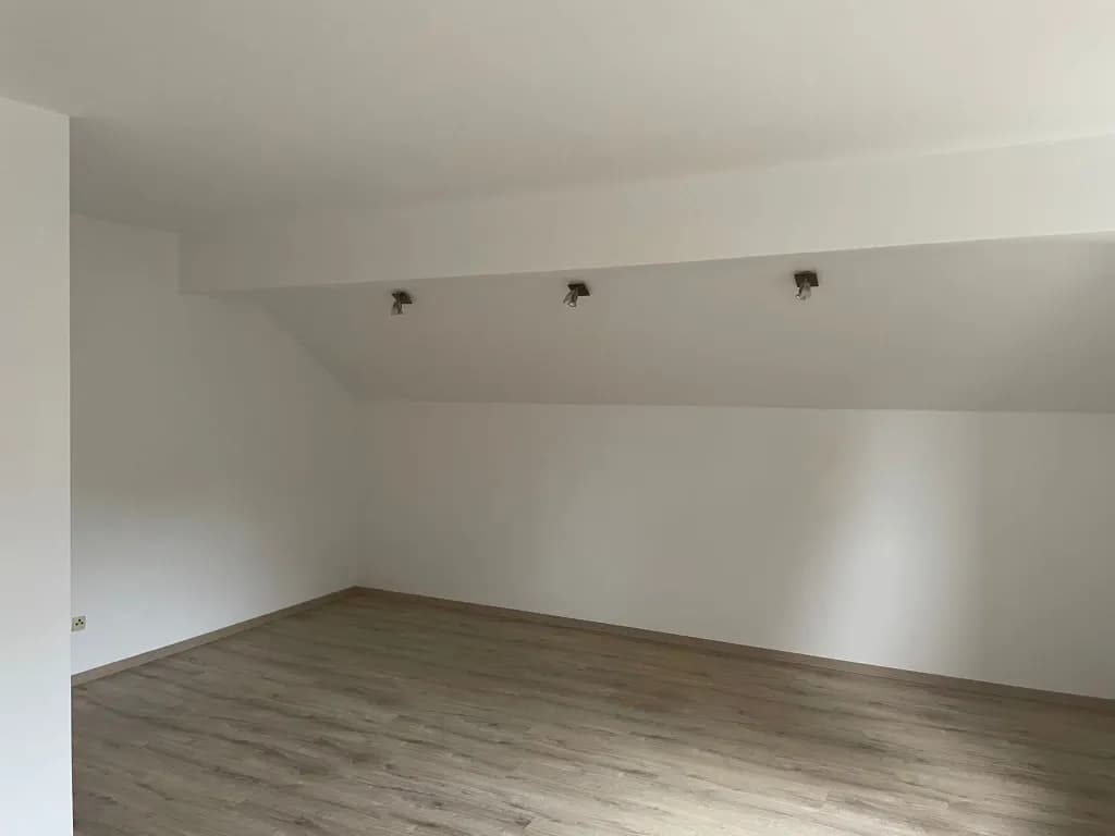 4-Zimmer-Wohnung mieten in Gmunden – 80 m², € 950 – Bild 5 von 8
