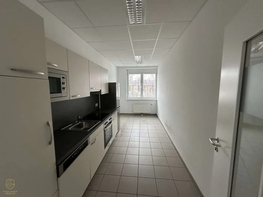 Gewerbeimmobilie mieten in Sankt Pölten – 264 m², € 3.107 – Bild 3 von 7