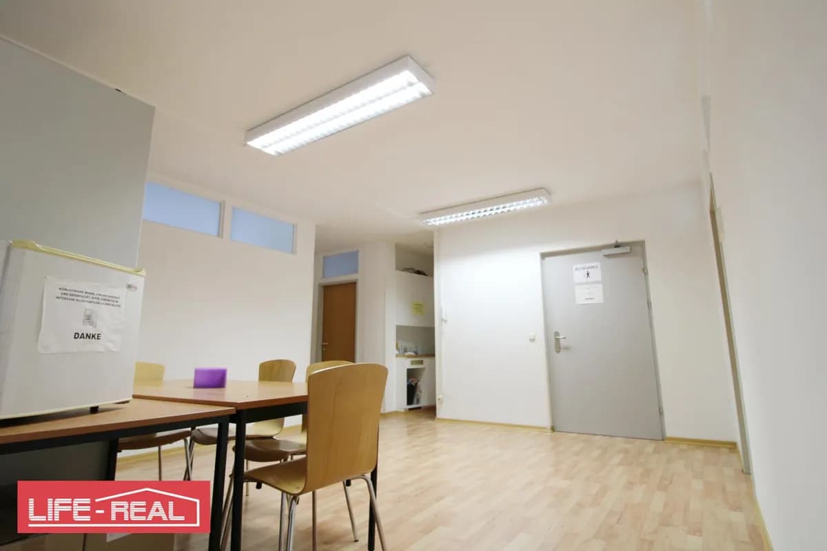 1-Zimmer-Gewerbeimmobilie mieten in Linz – 25 m², € 410 – Bild 3 von 6