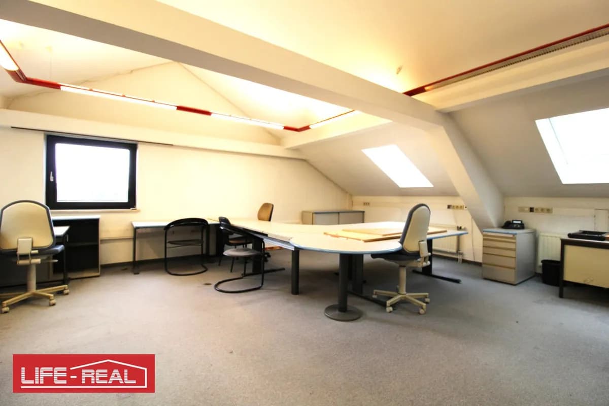 2-Zimmer-Gewerbeimmobilie mieten in Linz – 135 m², € 1.000
