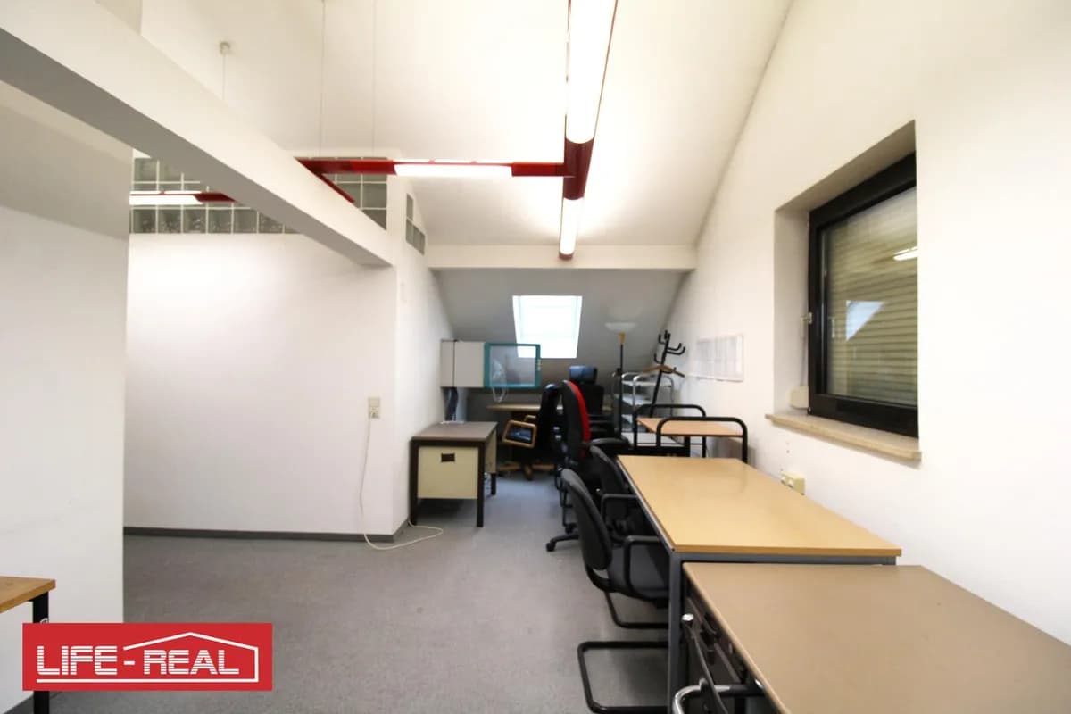 2-Zimmer-Gewerbeimmobilie mieten in Linz – 135 m², € 1.000 – Bild 5 von 8