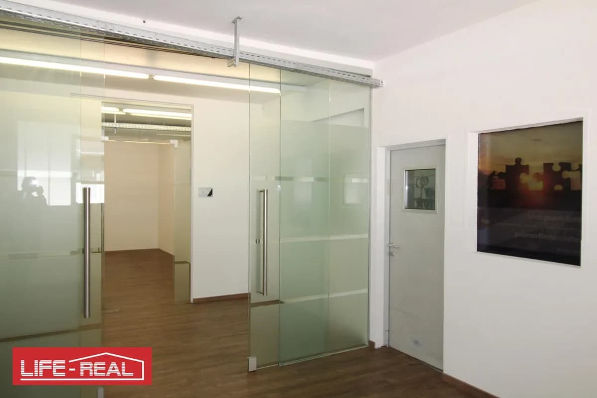 Gewerbeimmobilie mieten in Vöcklabruck – 186 m², € 1.132 – Bild 2 von 6