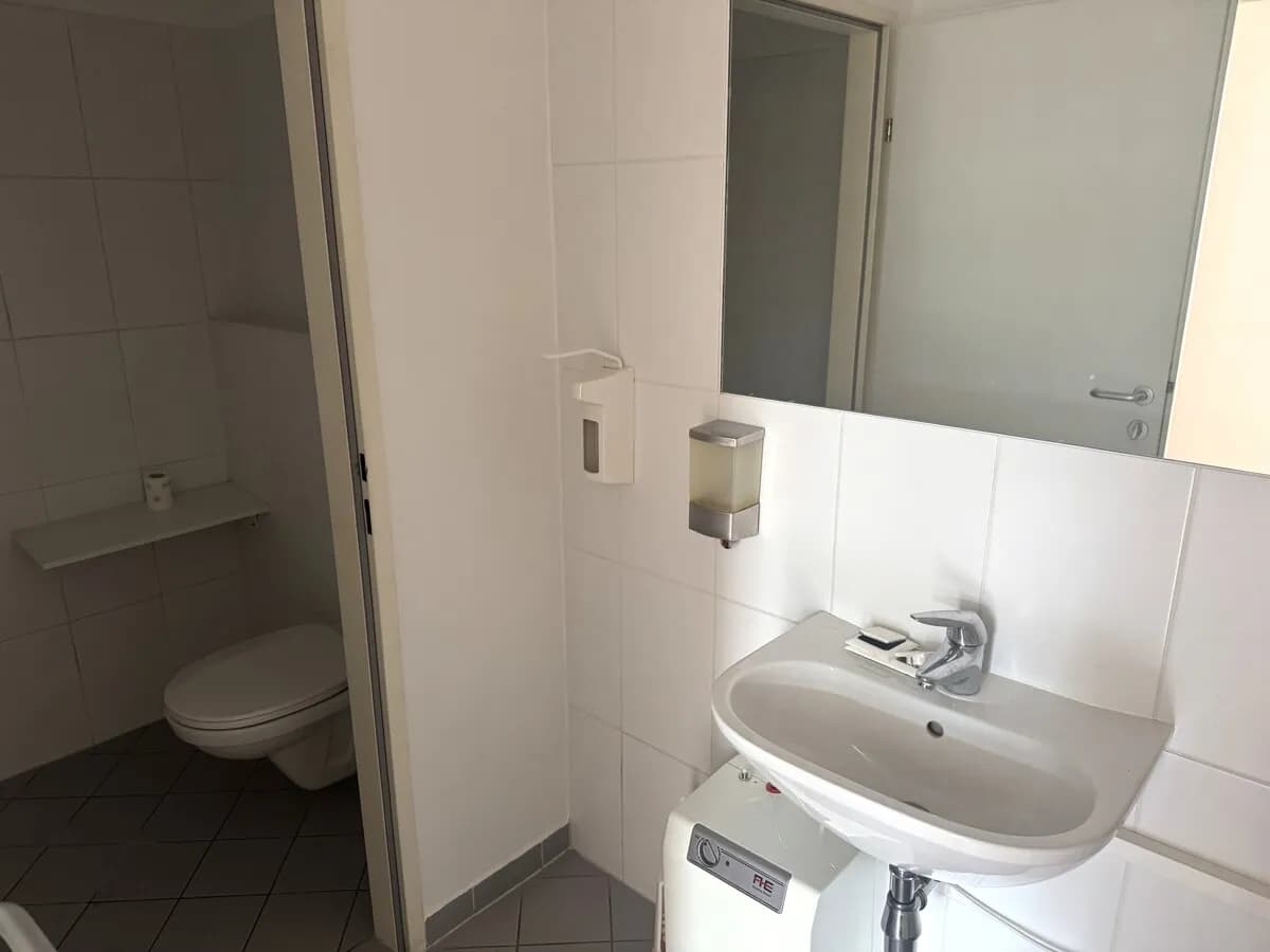 Gewerbeimmobilie mieten in Wien – 64 m², € 1.537 – Bild 10 von 14