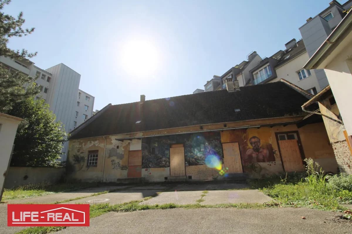 Gewerbeimmobilie mieten in Linz – 160 m², € 1.120 – Bild 1 von 5