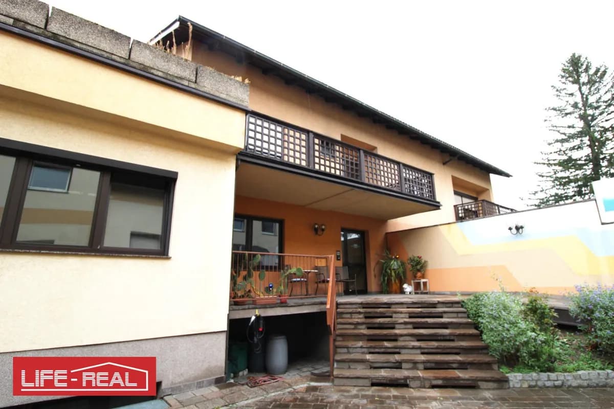 3-Zimmer-Gewerbeimmobilie mieten in Linz – 65 m², € 550 – Bild 2 von 8