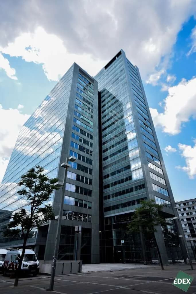 Gewerbeimmobilie mieten in Wien – 246 m², € 14