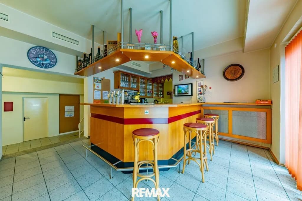 Gewerbeimmobilie mieten in Hollabrunn – 150 m², € 1.000