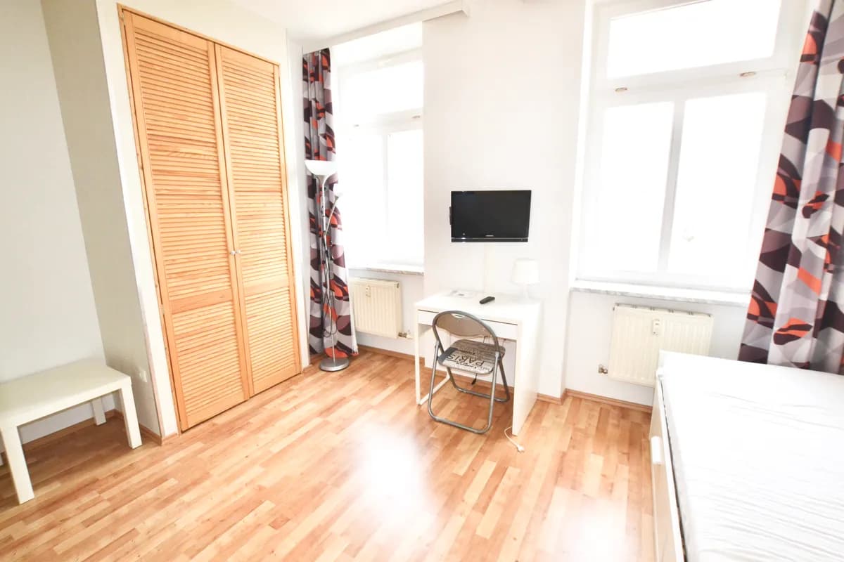 14-Zimmer-Wohnung mieten in Wien – 20 m², € 730