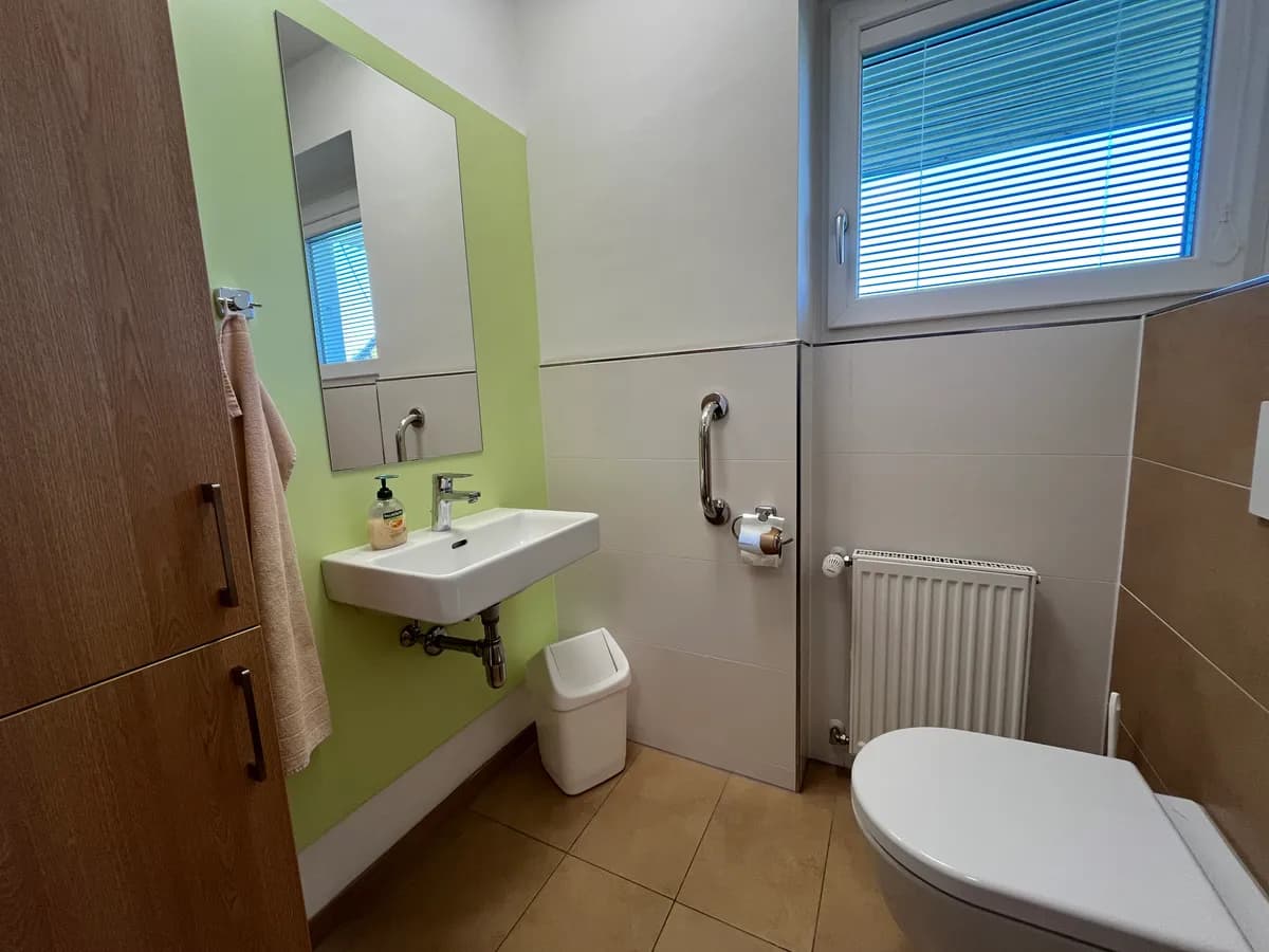 7-Zimmer-Haus mieten in Perg – 170 m², € 1.490 – Bild 10 von 18