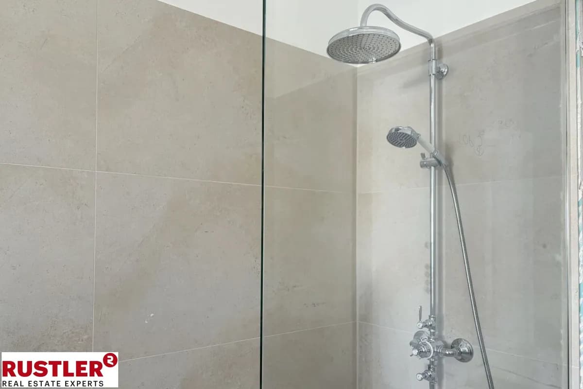5-Zimmer-Wohnung kaufen in Mödling – 244,94 m², € 2.400.000 – Bild 2 von 8