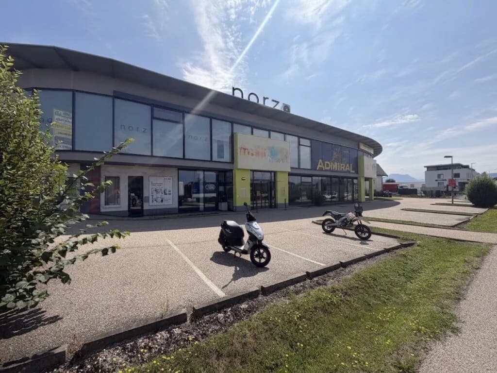 Gewerbeimmobilie kaufen in Vöcklabruck – 330 m², € 689.000 – Bild 3 von 19