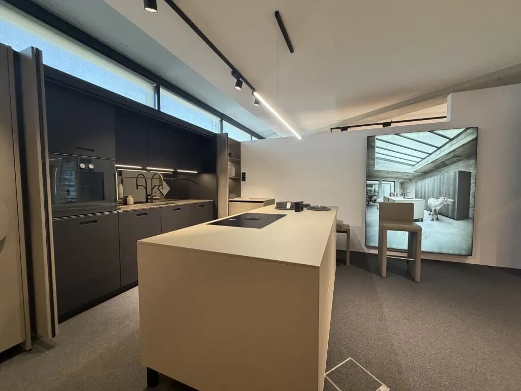 Gewerbeimmobilie kaufen in Vöcklabruck – 330 m², € 689.000 – Bild 13 von 19