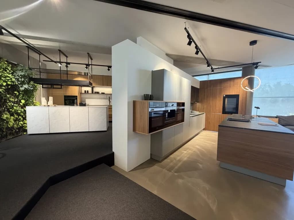 Gewerbeimmobilie kaufen in Vöcklabruck – 330 m², € 689.000 – Bild 18 von 19