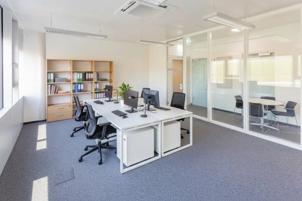 3-Zimmer-Gewerbeimmobilie mieten in Salzburg Stadt – 91 m², € 1.580 – Bild 3 von 13