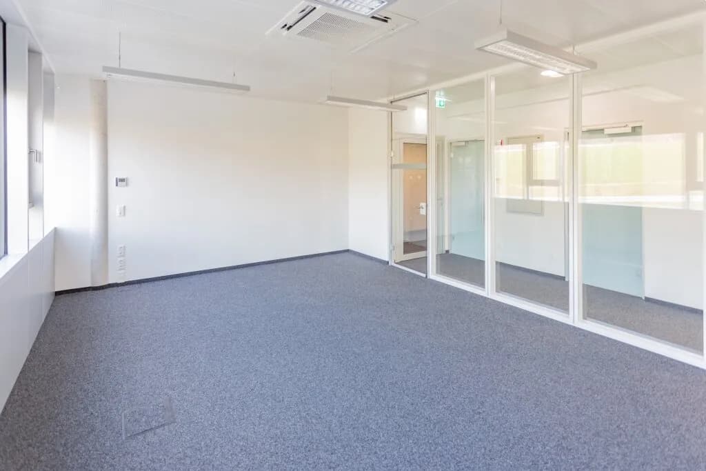 3-Zimmer-Gewerbeimmobilie mieten in Salzburg Stadt – 91 m², € 1.580 – Bild 9 von 13