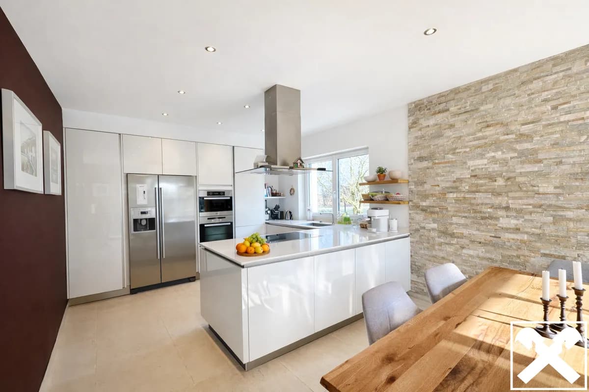 7-Zimmer-Haus kaufen in Salzburg Stadt – 162 m², € 1.790.000 – Bild 2 von 11