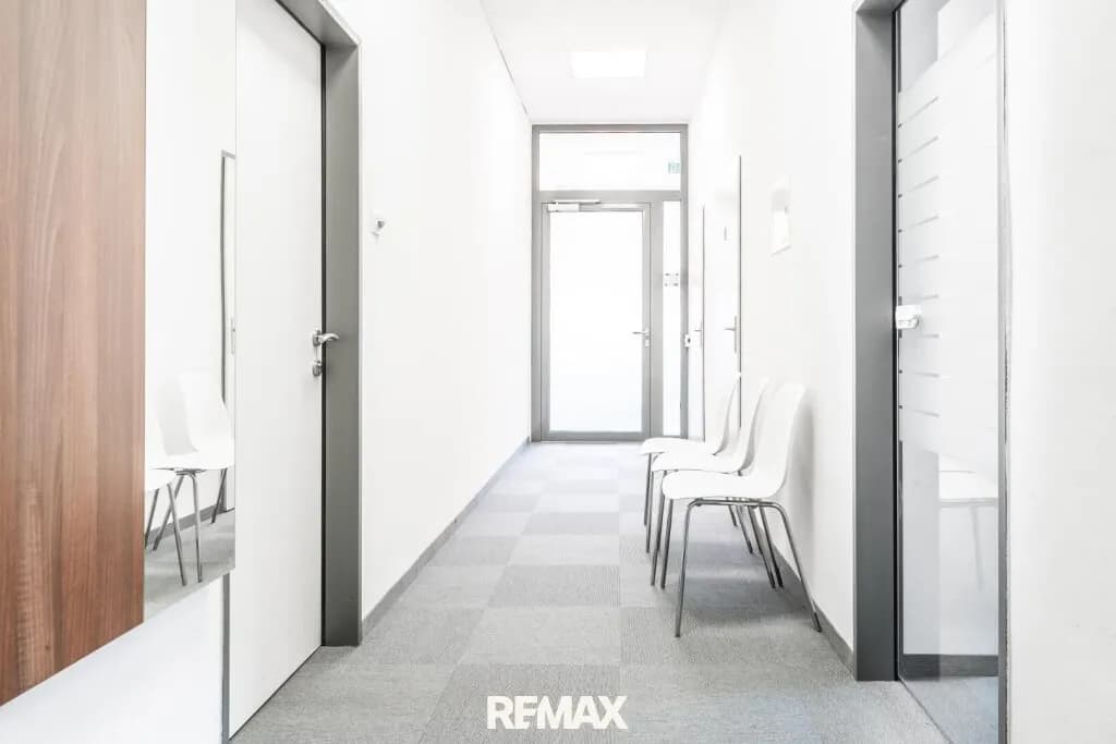 Gewerbeimmobilie mieten in Urfahr-Umgebung – 450 m², € 4.725 – Bild 4 von 6