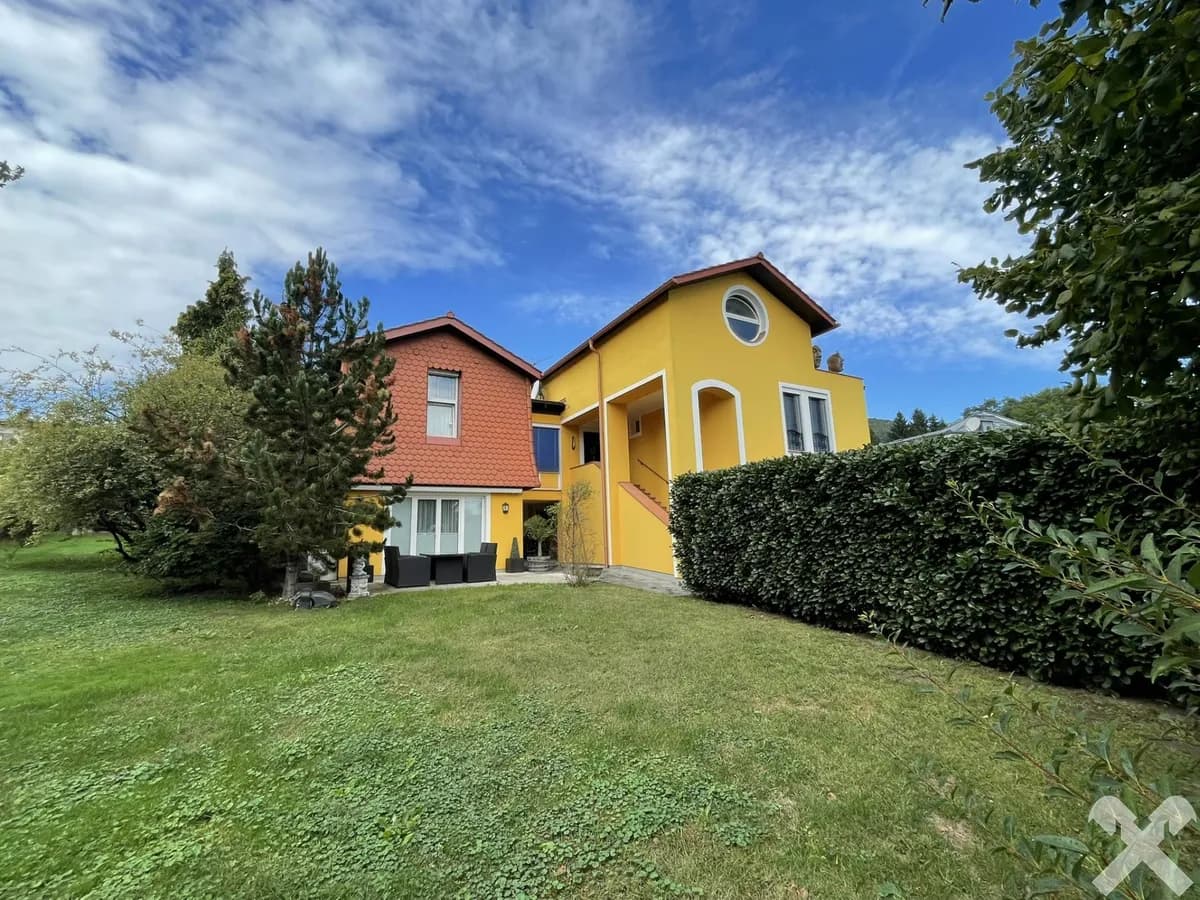 6-Zimmer-Immobilie kaufen in Graz – 314 m², € 990.000 – Bild 2 von 27