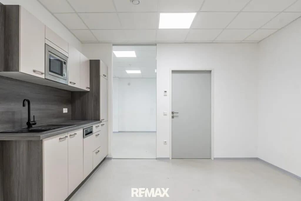Gewerbeimmobilie mieten in Linz – 284 m², € 3.763 – Bild 30 von 30