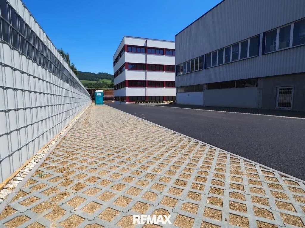 Gewerbeimmobilie mieten in Linz – 284 m², € 3.837 – Bild 8 von 30