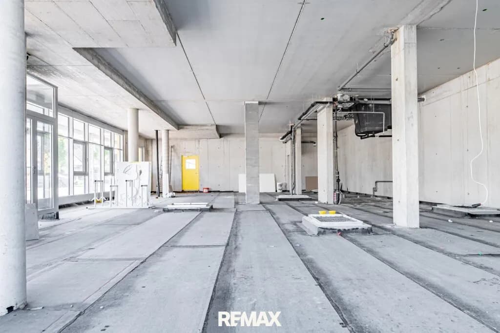 Immobilie kaufen in Linz Land – 409 m² – Bild 2 von 9