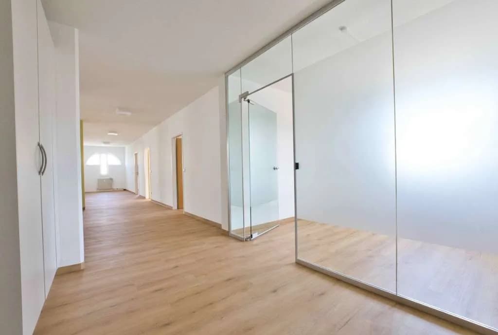 Gewerbeimmobilie mieten in Vöcklabruck – 198 m², € 3.389 – Bild 15 von 18