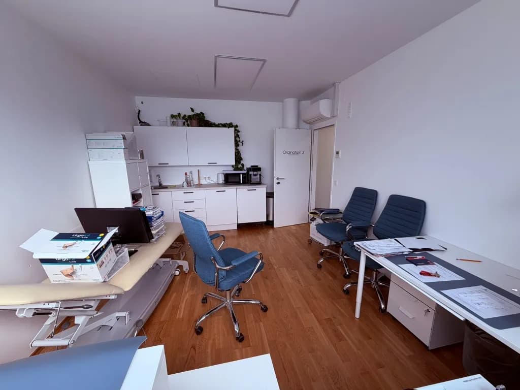 4-Zimmer-Gewerbeimmobilie mieten in Baden – 72 m², € 1.080 – Bild 4 von 32