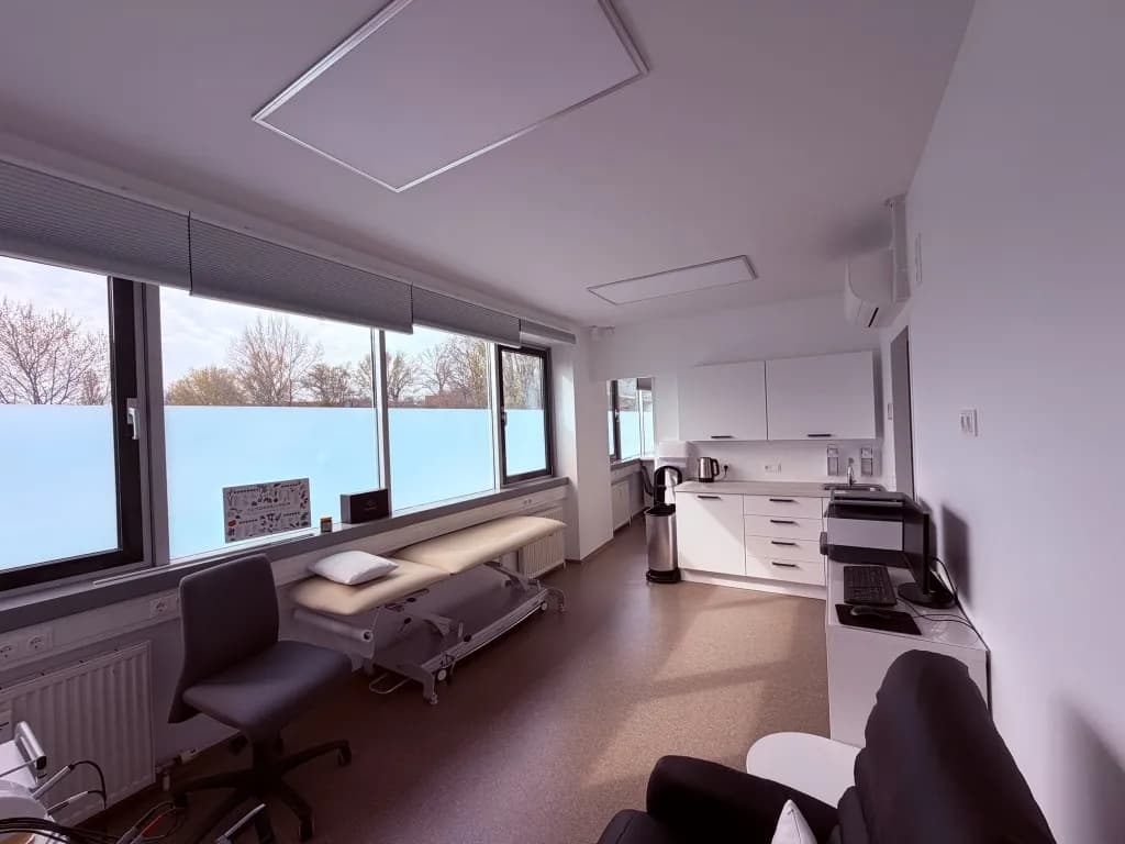 4-Zimmer-Gewerbeimmobilie mieten in Baden – 72 m², € 1.080 – Bild 7 von 32
