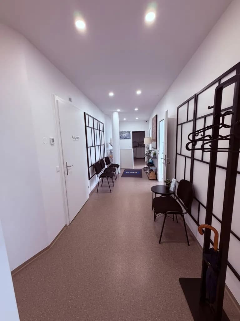 4-Zimmer-Gewerbeimmobilie mieten in Baden – 72 m², € 1.080 – Bild 12 von 32