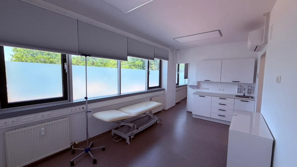 4-Zimmer-Gewerbeimmobilie mieten in Baden – 72 m², € 1.080 – Bild 24 von 32