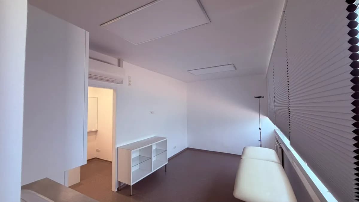 4-Zimmer-Gewerbeimmobilie mieten in Baden – 72 m², € 1.080 – Bild 25 von 32