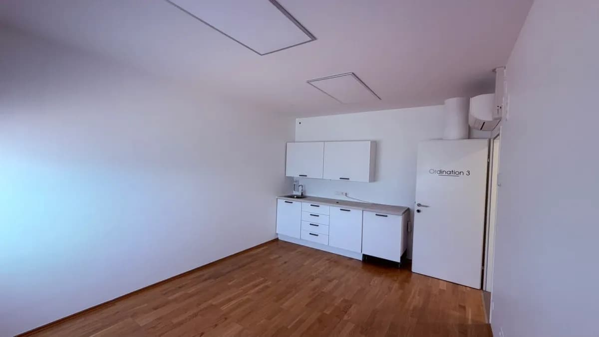 4-Zimmer-Gewerbeimmobilie mieten in Baden – 72 m², € 1.080 – Bild 32 von 32