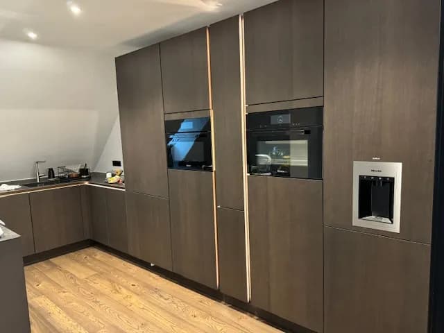 4-Zimmer-Wohnung mieten in Wien – 186 m², € 3.490 – Bild 6 von 11