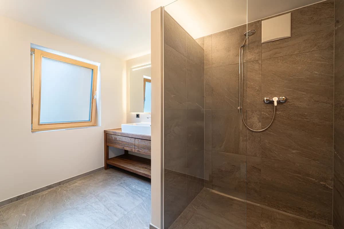 4-Zimmer-Haus mieten in Kitzbühel – 206 m², € 3.980 – Bild 9 von 14