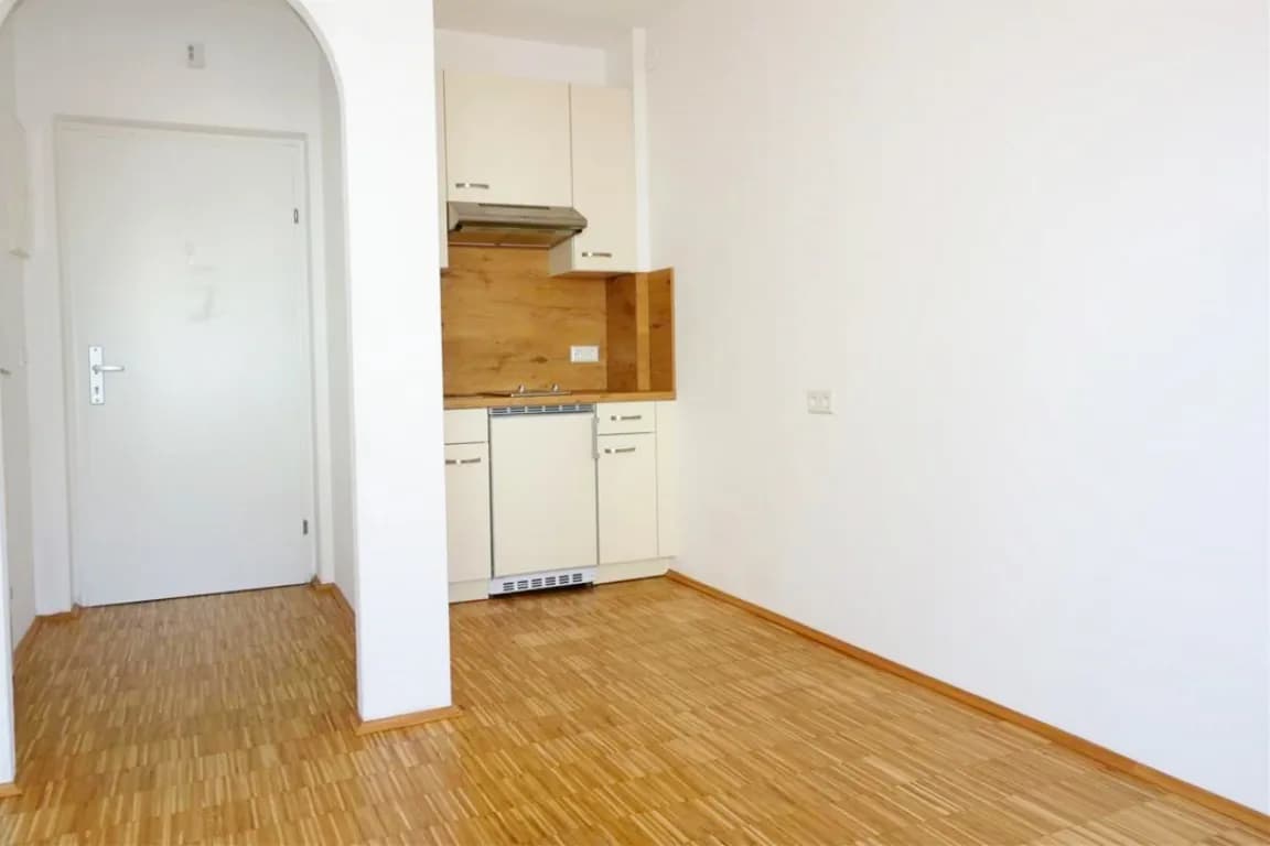 1-Zimmer-Wohnung mieten in Graz – 21 m², € 364 – Bild 2 von 5